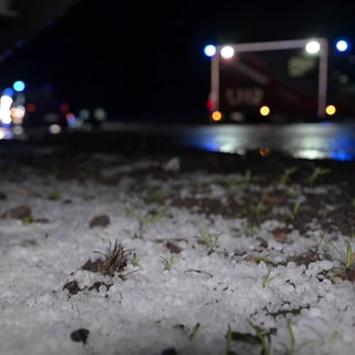 Hagel liegt an der A5