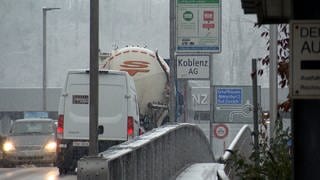 Chaos am Grenzübergang Waldshut Rheinbrücke