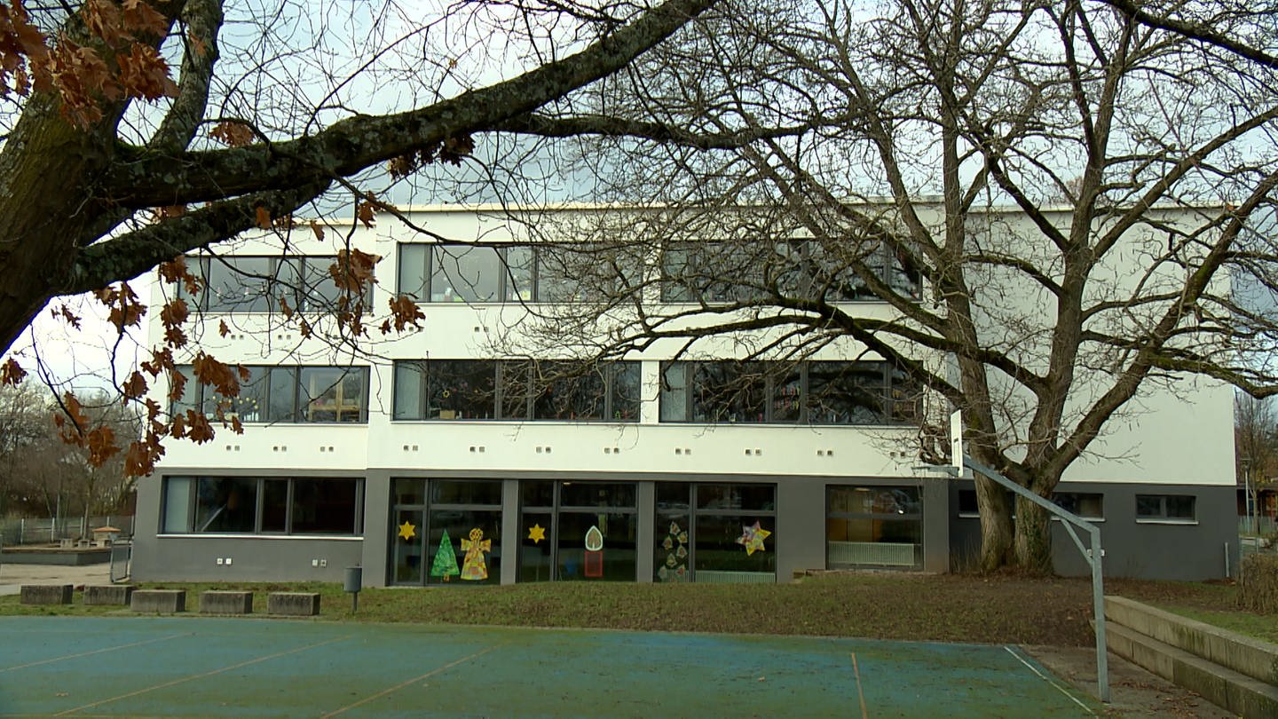 An der Waldbach-Schule in Offenburg versuchen Schüler und Lehrer nach der Tat zur Normalität zurückzukehren