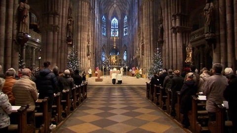 Erzbischof Stephan Burger hat am ersten Weihnachtsfeier im Freiburger Münster eine Predigt gehalten.