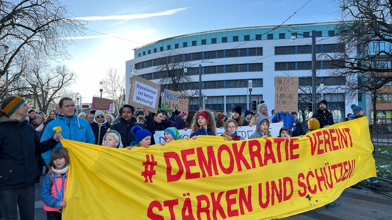 Demonstration gegen Rechts in Freiburg