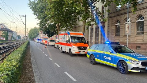 Großaufgebot von Einsatzkräften in der JVA Lörrach. 