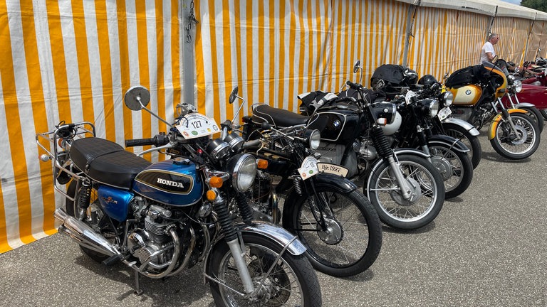 Auch Motorräder nahmen an der 20. Veteranenralley in Freiamt teil.