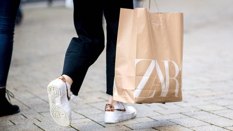 Der spanische Modehersteller Zara zieht ins leerstehende Modehaus Kaiser in der Freiburger Innenstadt.