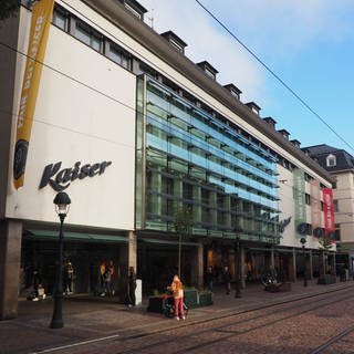 Der spanische Modehersteller Zara zieht ins leerstehende Modehaus Kaiser in der Freiburger Innenstadt.