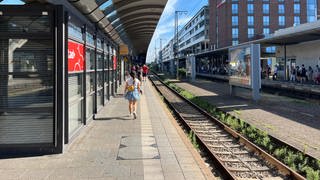 Der Freiburger Hauptbahnhof. Ab Freitagabend ist Strecke der Rheintalbahn zwischen Rastatt und Baden-Baden gesperrt.