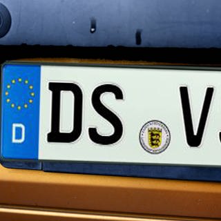 So könnte das neue "DS"-Kennzeichen aussehen, das im Schwarzwald-Baar-Kreis wieder eingeführt wird. 