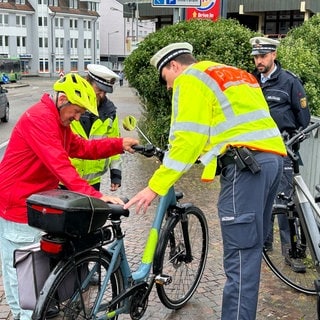 Direkt in der Offrenburg Innenstadt wurden Fahrradfahrer kontrolliert.