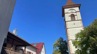 Um 46 Zentimeter hat sich der Kirchturm von Malterdingen schon bewegt über die Jahrhunderte.