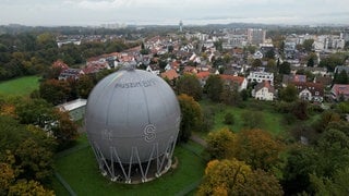 Die Freiburger Gaskugel im Westen der Stadt wird von Bürgerinitiativen umgestaltet