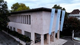 Ein Professor der Uni Basel steht im Verdacht, Studentinnen und Doktorandinnen sexuell belästigt zu haben.