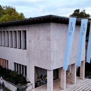 Ein Professor der Uni Basel steht im Verdacht, Studentinnen und Doktorandinnen sexuell belästigt zu haben.