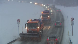 Teils chaotischen Zustände auf den Straßen im Schwarzwald. Die Polizei spricht von einer dynamischen Lage, mit mehreren Unfällen und Stau.