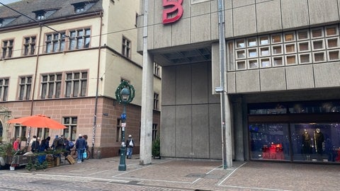 Das Kaufhaus Breuninger auf der Kaiser-Joseph-Straße in Freiburg. 