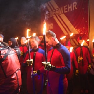 Impressionen vom Silvesterschwimmen in Neuenburg