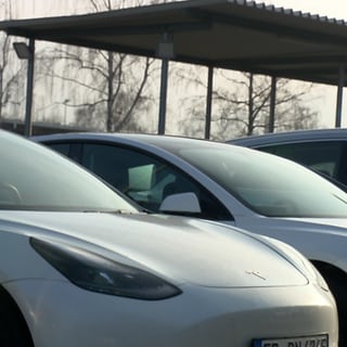 20 Prozent des aktuellen Badenova-Fuhrparks sind von Tesla. Damit soll nun Schluss sein.