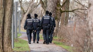 Suchaktion der Polizei im Gelände bei Villingen-Schwenningen nach Dirk Brünker