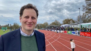 Der Preussen-Prinz beim Fußball-Turnier in Hechingen