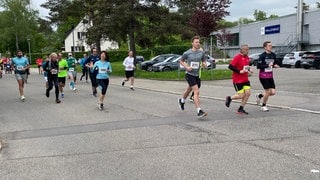 Läufer beim Satdtlauf in Mössingen