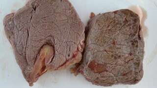 Das Chemische und Veterinäruntersuchungsamt Sigmaringen machte Proben bei Fleisch.