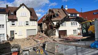 Die Wand eines Einfamilienhauses in hechingen-Sickingen ist eingestürzt.