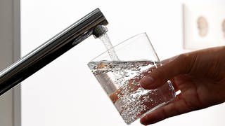 Tagelang sollten Bewohner in und um Balingen das Trinkwasser abkochen. Das Gesundheitsamt des Zollernalbkreises rief sie dazua uf. Nun die Entwarnung: Das Trinkwasser sei keimfrei.