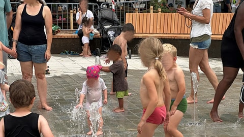 Wurden mehrere Kinder krank, weil sie in den neuen Wasserfontänen beim Neckarfest in Rottenburg gespielt haben? Diese und weitere Fragen werden derzeit noch geklärt.