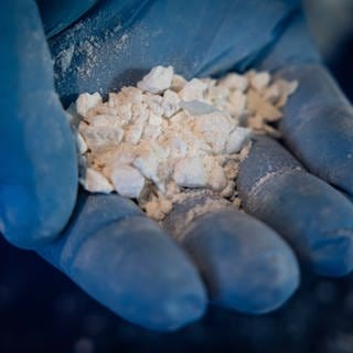 Handel mit Cannabis, Amphetamin und Kokain: Drogendealer aus Albstadt in Untersuchungshaft