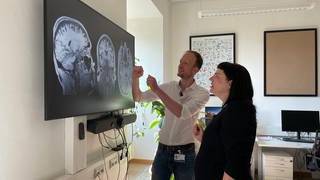 Was lässt sich im Gehirn von Menschen mit Zwangsstörungen und Menschen ohne erkennen? Dazu forscht ein Team an der Uniklinik Tübingen. Es will mit einer neuen Webseite über die Erkrankung OCD aufklären und Vorurteile abbauen.