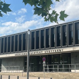 Am Oberlandesgericht in Stuttgart-Stammheim hat im sogenannten "Reichsbürger"-Prozess ein Angeklagter aus Horb am Neckar ausgesagt.