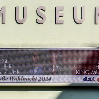 Am Abend wird im Museum Kino in Tübingen die US-Präsidentschaftswahl übetragen. Mit viel Unterhaltung und Diskussionen.