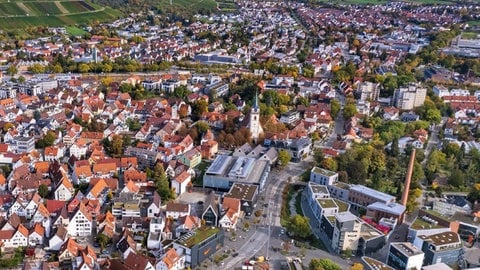 Metzingen. Bild aus dem Buch Der Landkreis Reutlingen von oben, erschienen im Silberburgverlag