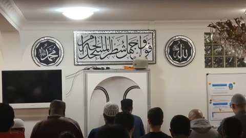 Gebet im Ramadan in Reutlinger Moschee