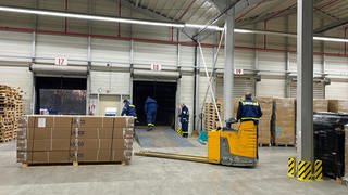 Nach Erdbeben in der Türkei: Vom THW-Logistikzentrum in Ulm aus geht ein Transport Hilfsgüter raus