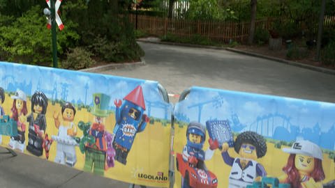 Der Themenbereich "Land der Ritter" im Legoland Günzburg war nach dem Unfall auf der Achterbahn für die Ermittlungen und die Reparatur zwei Monate lang gesperrt (Archivbild).