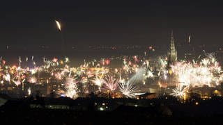 Silvesterfeuerwerk über Ulm