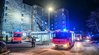 Ein Feuerwehreinsatz in Schwäbisch Gmünd, die Polizei ermittelt wegen Brandstiftung.