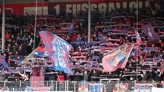 Die erfolgreiche Saison der Fußballer des 1. FC Heidenheim lockt immer mehr Publikum in die Voith-Arena. (Archiv)