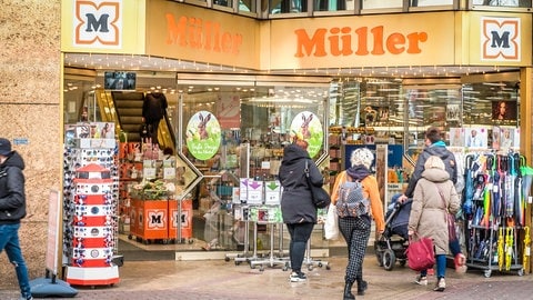 Erwin Müller: So Tickt Der Besitzer Der Drogeriemarktkette - SWR Aktuell