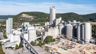 In dem Prozess um tödliche Arbeitsunfälle beim Zementwerk in Schelklingen haben drei der Angeklagten ihre Strafbefehle akzeptiert.