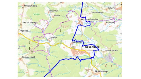 Teile der Gemeinde Rosenberg im Ostalbkreis gehören zur Geflügelpest-Überwachungszone. Das hochansteckende Vogelgrippevirus vom Typ H5N1 war am Ostersonntag in einem nahe gelegenen Putenmastbetrieb im benachbarten Landkreis Schwäbisch Hall nachgewiesen worden. Der Bereich der Überwachungszone, die bis in den Ostalbkreis hineinreicht, betrifft östliche Bereiche Rosenbgergs (auf der Karte links der blauen Markierung).   