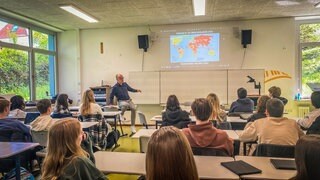 Bei den Schulmedientagen geht es unter anderem um die Gefahren von Fake News im Internet und Medienkompetenz.