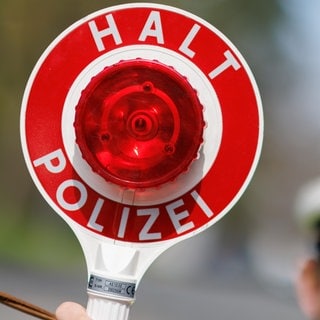 Polizei kontrolliert Betrunkenen Autofahrer in Ehingen 