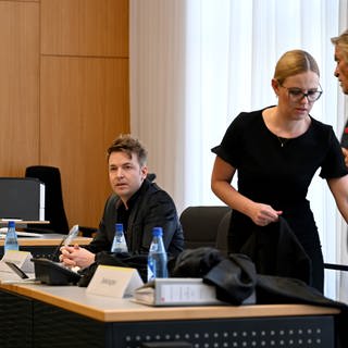 Am Freitag ist in Ulm der Prozess gegen den Neu-Ulmer Magier Florian Zimmer fortgesetzt worden. 