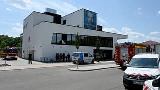 Wegen des Brandes in zwei Büroräumen musste das Magie-Theater in Neu-Ulm von der Feuerwehr "durchlüftet" werden.