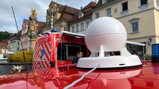 Sirenen gibt es nicht nur Dächern: In Schwäbisch Gmünd wurde am Warntag eine moderne mobile Sirene auf einem Feuerwehrauto verwendet.