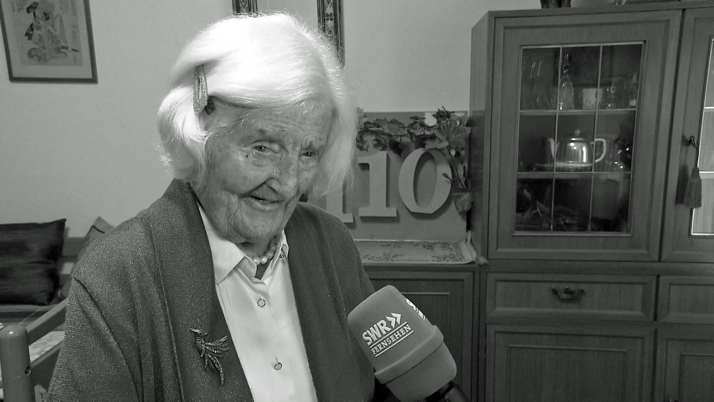 Die älteste Ulmerin, Änne Matschewsky, ist im Alter von 110 Jahren gestorben. Am kommenden Dienstag wäre sie 111 Jahre alt geworden.