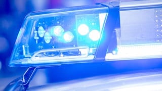 Blaulicht der Polizei - Einsatz bei Streit in Flüchtlingsunterkunft in Heidenheim