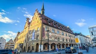 Es geht um den Chefsessel im Rathaus in Ulm: Am 3. Dezember wählen die Ulmerinnen und Ulmer ihren neuen Oberbürgermeister. 