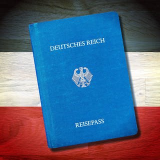 Illegaler Pass eines selbstausgerufenen Staates. In Bayern gelten rund 5.500 Menschen als Reichsbürger. Das Treffen in Wemding zieht offenbar auch Teilnehmer aus anderen Bundesländern an.